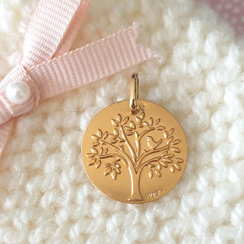 médaille arbre de vie oiseaux